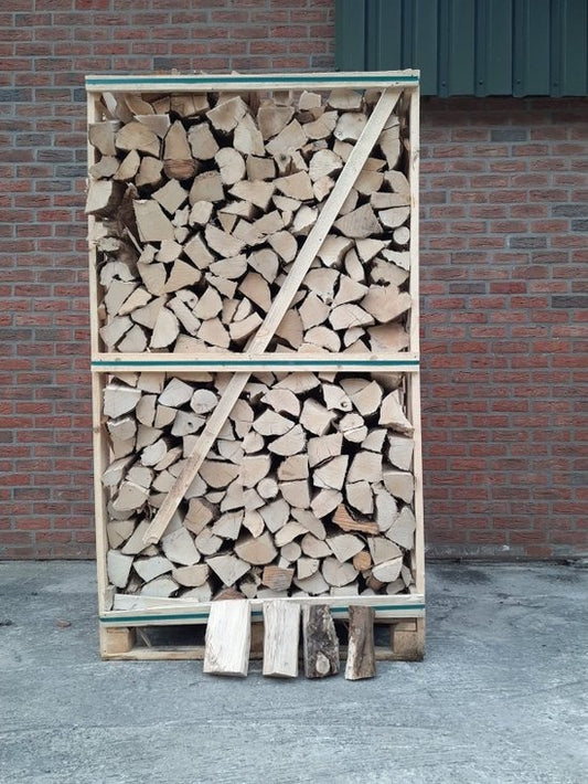Eiken haardhout – 4 XXL pallets (8,0 m³ strak gestapeld) – Ovengedroogd & direct stookklaar